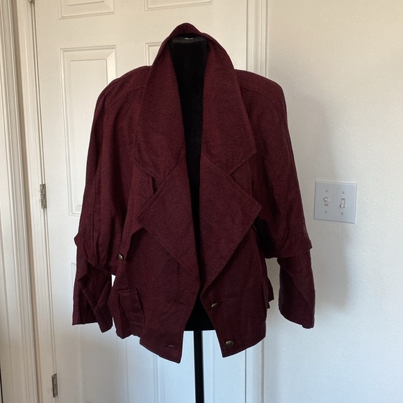 Jackpot vintage 80s burgundy jacket. - Picture 1 of 14